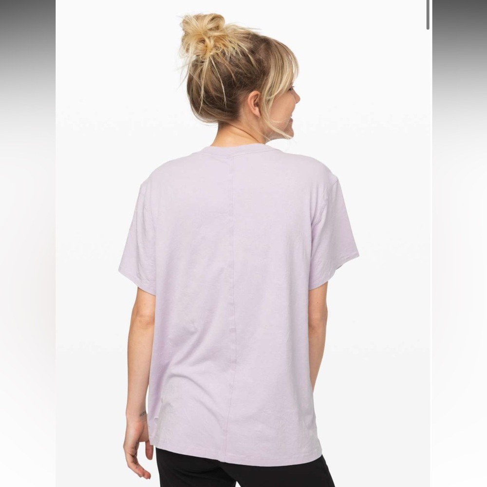 Lululemon All Yours Boyfriend Tee *Cropped Wash
Crackle Wash Faint Lavender 🪻 4